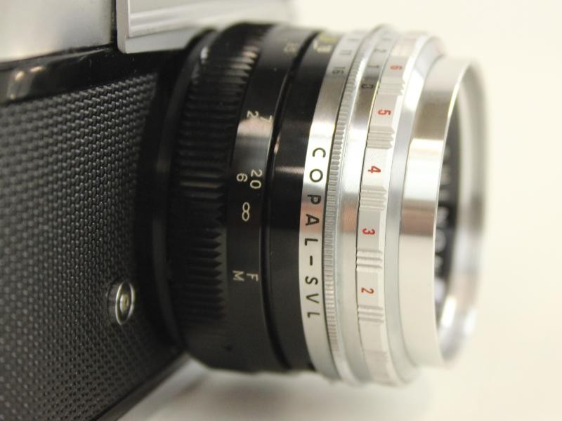 Yashica minister d met 4.5 cm 1:2.8 lens - jaren '60