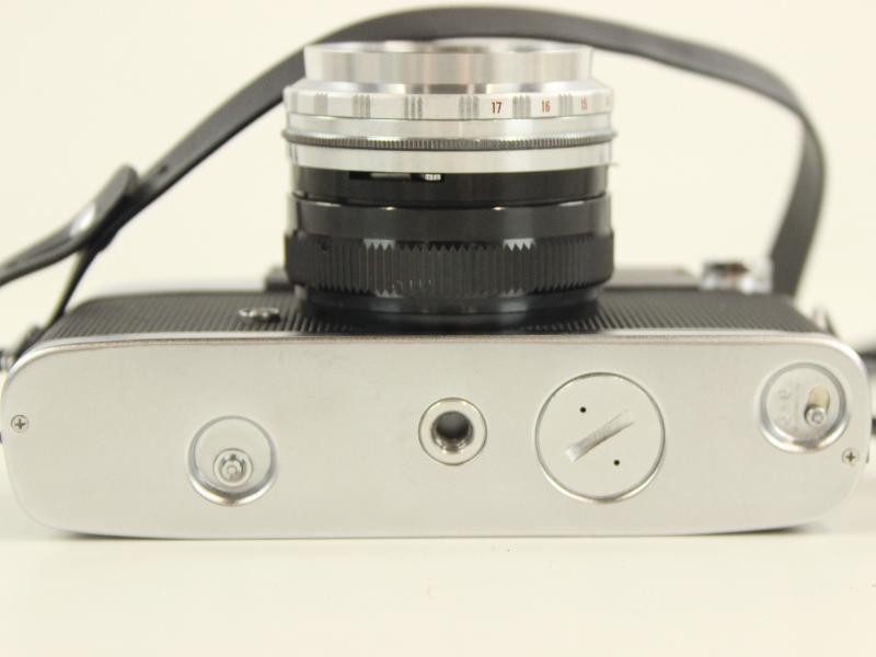 Yashica minister d met 4.5 cm 1:2.8 lens - jaren '60