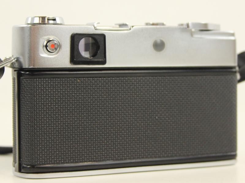 Yashica minister d met 4.5 cm 1:2.8 lens - jaren '60