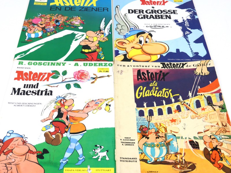 Lot van 4 Asterix Stripalbums