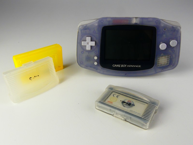 GameBoy Advance Wide Screen 32bit in doos