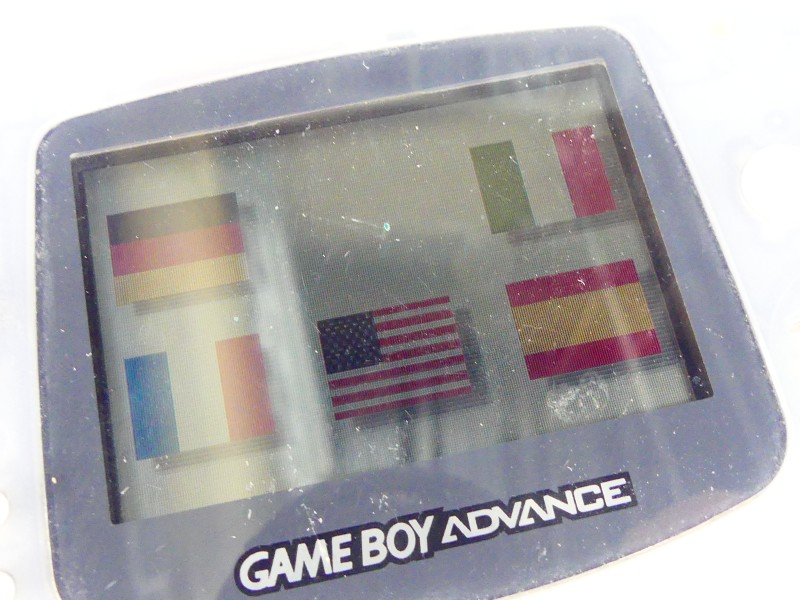 GameBoy Advance Wide Screen 32bit in doos