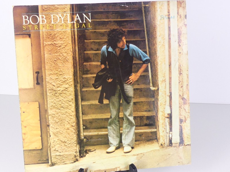 Twee vinyls van Bob Dylan