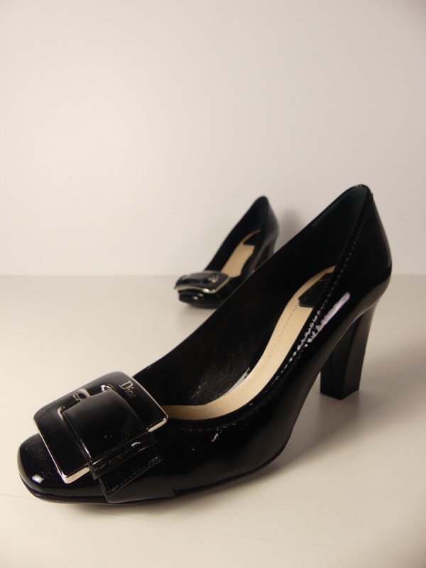 Zwarte Pumps met gesp gemerkt met DIOR mt 38,5