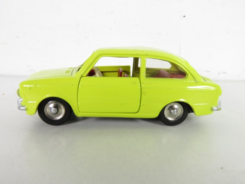 DINKY TOYS FIAT 850 フィアット-