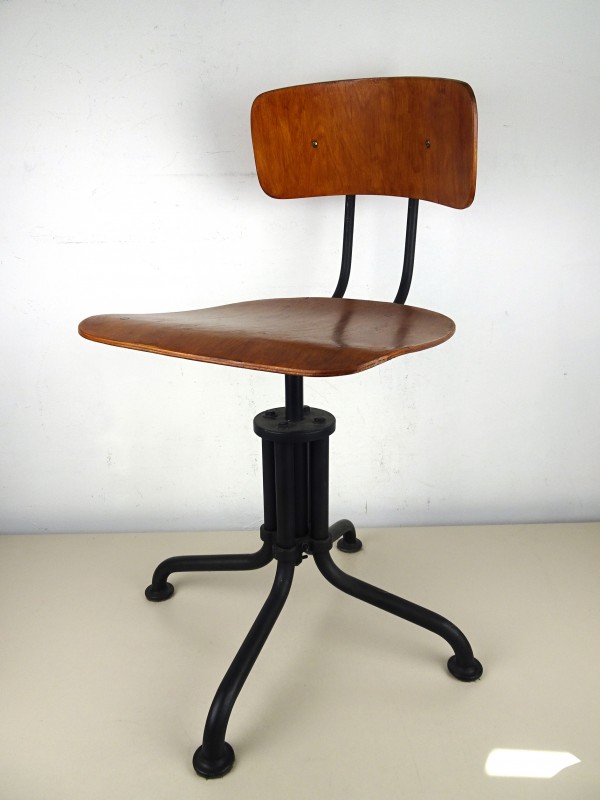 Direct luisteraar draagbaar Vintage bureaustoel - De Kringwinkel