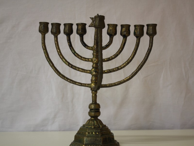 Banzai kopen Tapijt Joodse kandelaar met 9 armen in koper metaal - De Kringwinkel