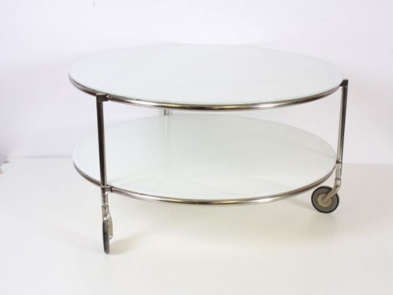 grootmoeder openbaar Parelachtig Mooie salontafel op wielen - 2 lagen wit glas - De Kringwinkel